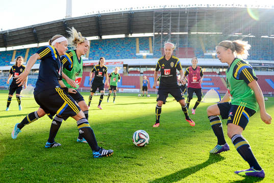 Sara Thunebro, Elin Rubensson, Caroline Seger och Jessica