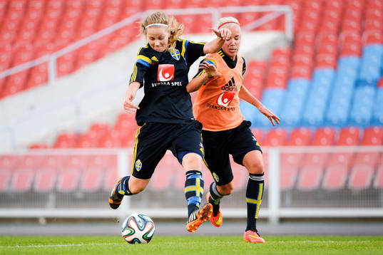 Lisa Dahlkvist och Caroline Seger