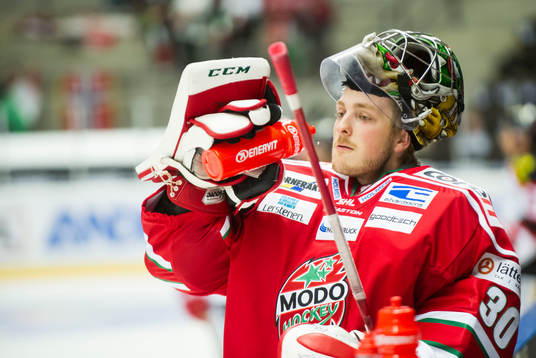 Modos målvakt Linus Ullmark