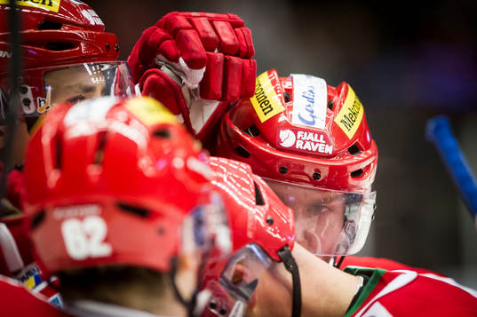 Jubel när Modos Victor Olofsson gjorde 1-1 målet