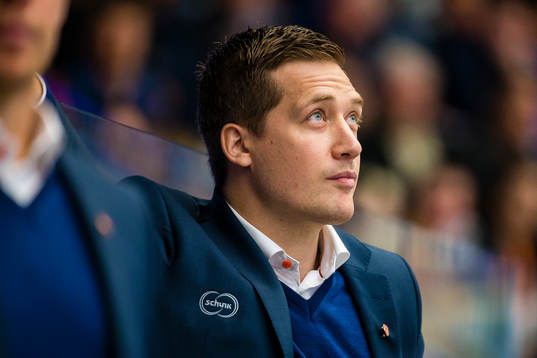 Växjös tränare Sam Hallam