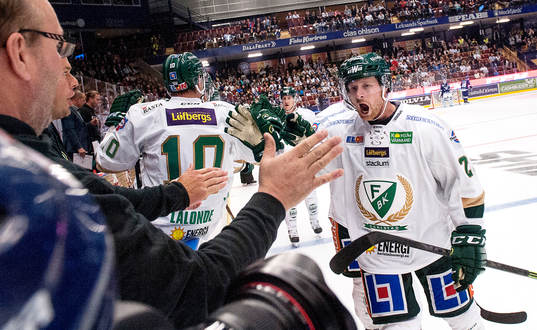 Färjestads Martin Röymark jublar