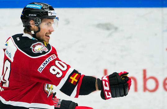 Malmö Redhawks Mattias Persson jublar
