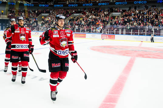 Malmö Redhawks Nicklas Jadeland jublar