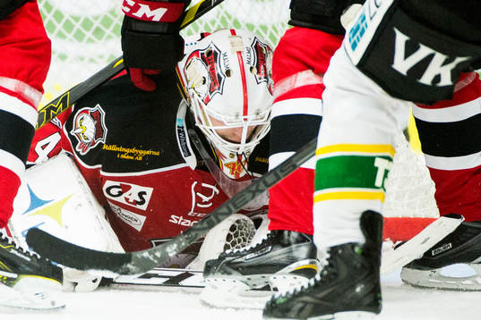 Oroligt framför Malmö Redhawks målvakt Pontus Sjögren