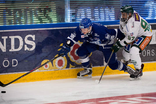 Leksands Veli-Matti Savinainen och Färjestads Oliver