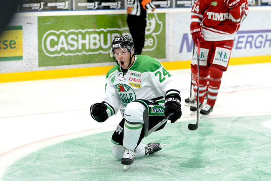Rögles Peter LeBlanc jublar