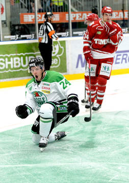 Rögles Peter LeBlanc jublar