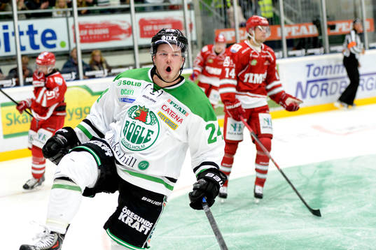 Rögles Peter LeBlanc jublar