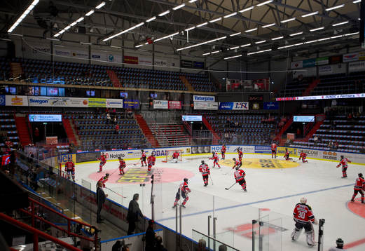 Örebros spelare värmer upp
