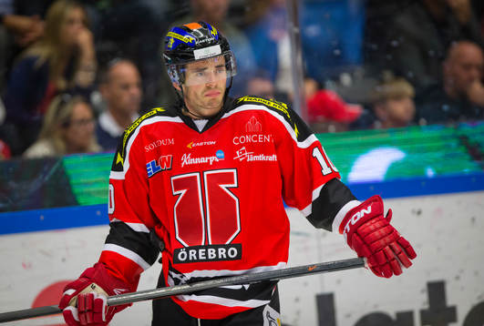 Örebros Derek Ryan deppar