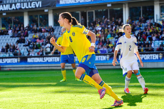 Sveriges Lotta Schelin jublar