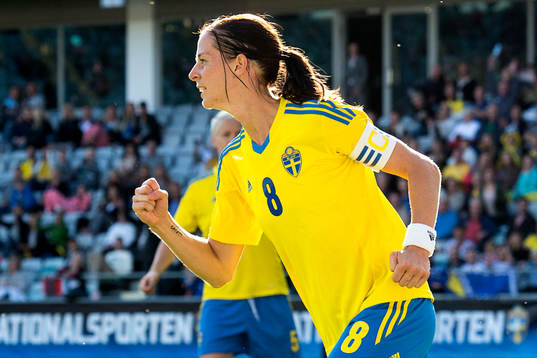 Sveriges Lotta Schelin jublar