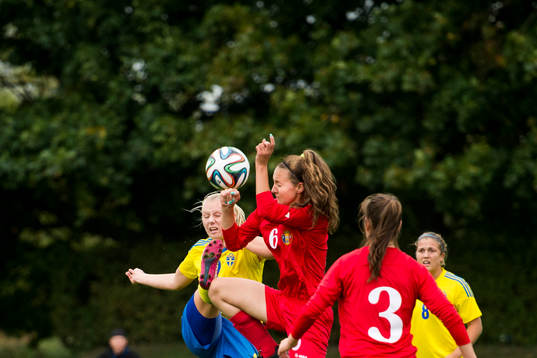 Sveriges Emma Stina Blackstenius och Moldaviens Daniela