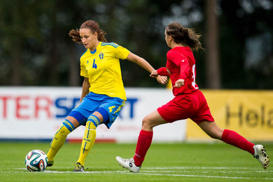 Sveriges Nathalie Björn och Moldaviens Victoria Culcithchi
