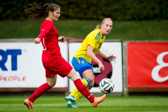 Sveriges Ida Andersson och Moldaviens Victoria Gurdis