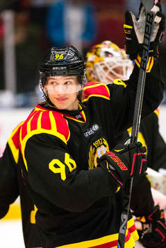 Brynäs Oskar Lindblom jublar