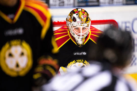 Brynäs målvakt Felix Sandström