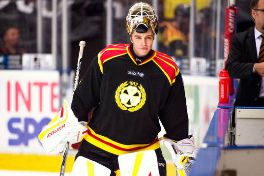 Brynäs målvakt Felix Sandström