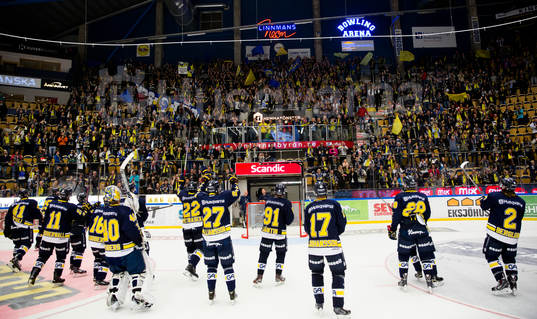 HV71's spelare tackar publiken