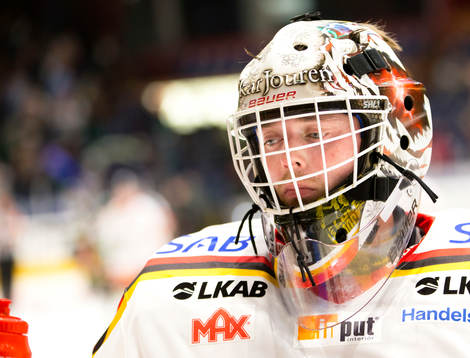 Luleås målvakt Daniel Larsson deppar