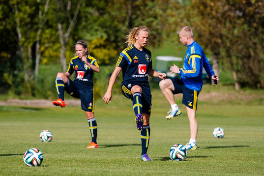 Jessica Samuelsson tänjer
