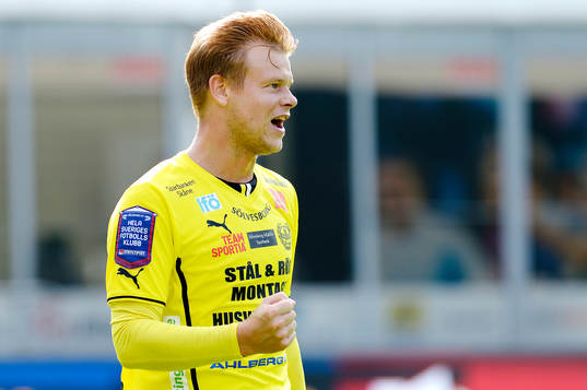 Mjällbys David Löfquist jublar