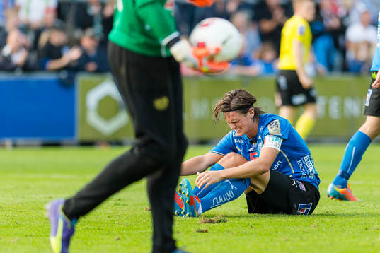 Halmstads Marcus Antonsson har ont och deppar