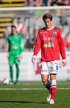Falkenbergs Adam Eriksson ser deppig ut
