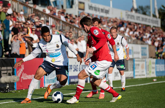 Gefles Emil Bellander utmanar Falkenbergs Adam Eriksson