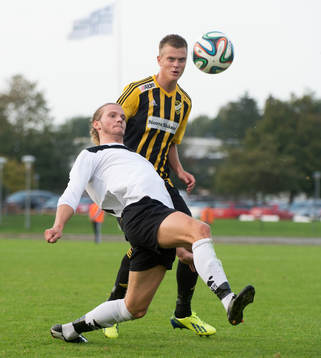 IFK Hässleholms Niklas Jönsson i matchen i division 3