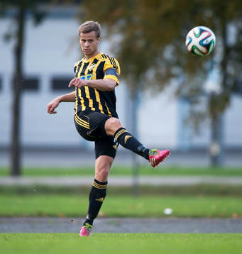 IFK Hässleholms Jesper Eliasson i matchen i division 3