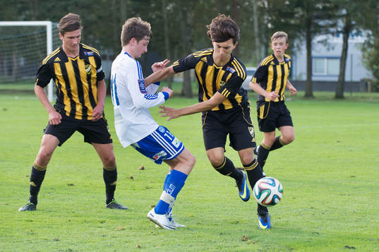 IFK Hässleholms Mert Yanev  i matchen i juniorallsvenskan