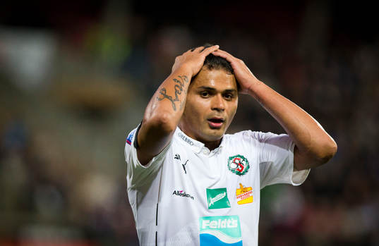 Örebros Daniel Sobralense deppar mellan Örebro och Kalmar