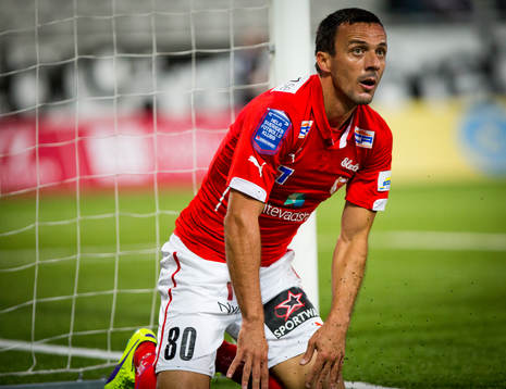 Kalmars Nenad Djordjevic deppar mellan Örebro och Kalmar i