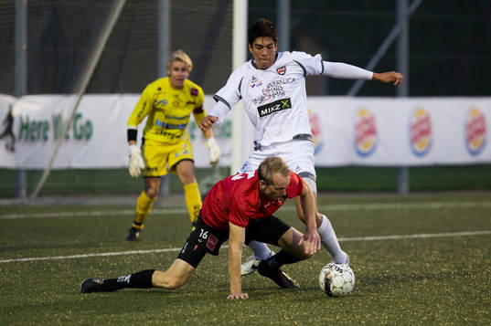 Bläddra bland fler bilder av Fotboll, Division 2, LB07 - Rosengård