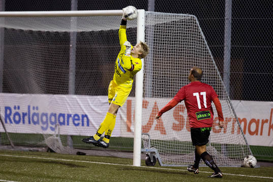 Henrik Bäckström från LB07