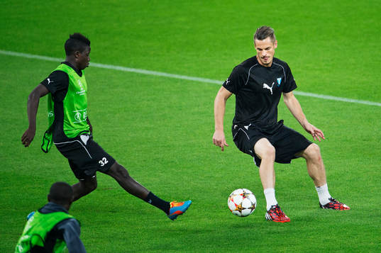 s Pa Konate och Markus Rosenberg