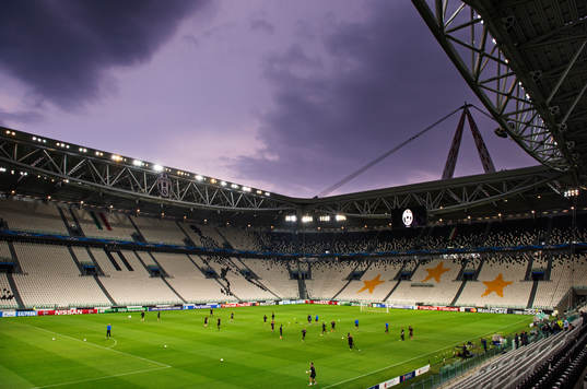 s lag tränar på Juventus Stadium