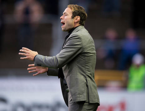 s tränare Andreas Alm i matchen i allsvenskan mellan
