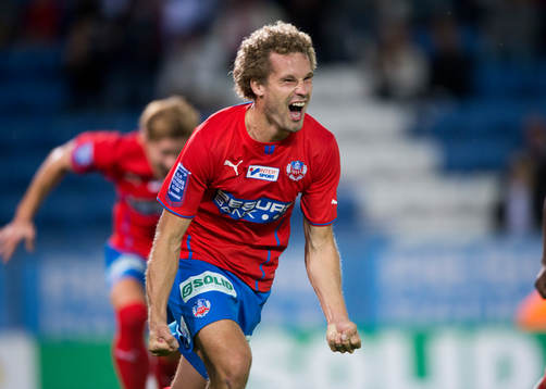 Helsingborgs Christoffer Andersson har gjort 1-0 i matchen