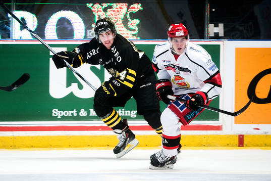 Bläddra bland fler bilder av Ishockey, Hockeyallsvenskan, AIK - Almtuna