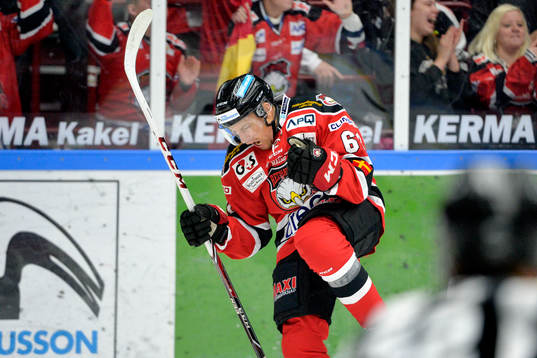 Malmö Redhawks Jens Jakobs jublar