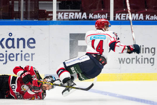 Malmö Redhawks Colin Stuart och Södertäljes Robert