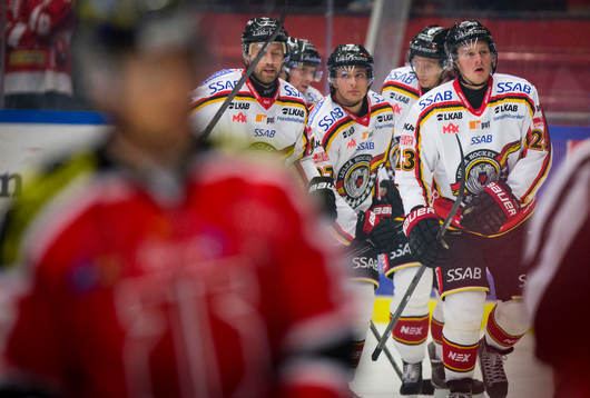 Luleås Lucas Wallmark gör 0-1 och jublar