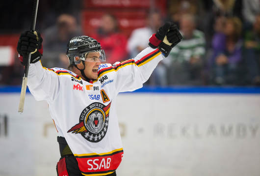 Luleås Karl Fabricius jublar