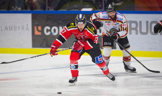 Luleås Stephen Dixon mot Örebros Daniel Viksten