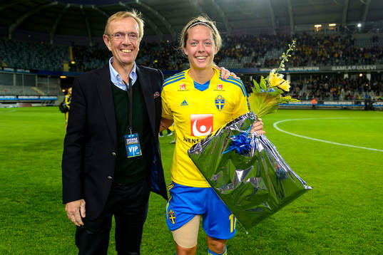 Sveriges Lina Nilsson får pris för matchen lirare av