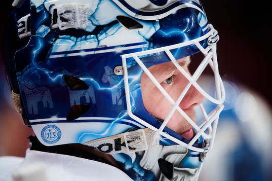 Leksands Oscar Alsenfelt värmer upp
