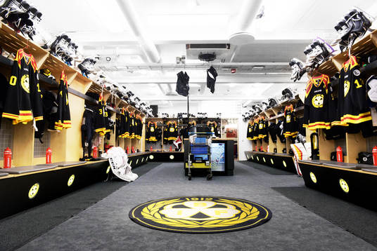 Brynäs omklädningsrum före ishockeymatchen i SHL mellan